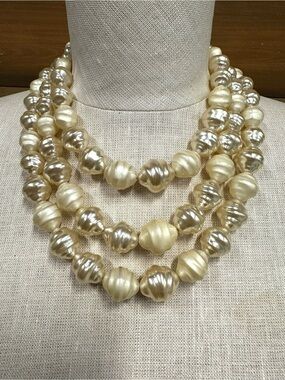 Vintage Triple Strand Faux Pearl Necklace Cream Textured Statement Gold Clasp